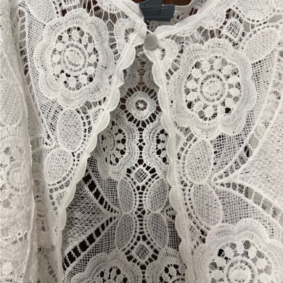 Rabbit Rabbit Rabbit White Lace Top - Picture 2 of 4